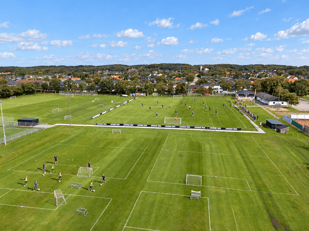Dronefilm over området