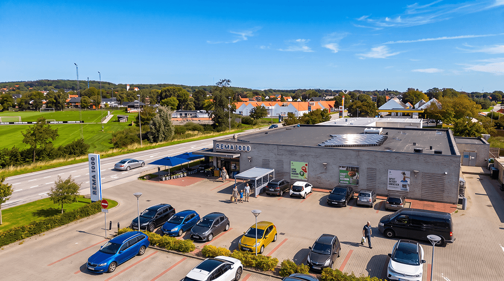 Luftfoto over arealet ved Vodskov Kjær med udsigt mod Limfjorden og Aalborg
